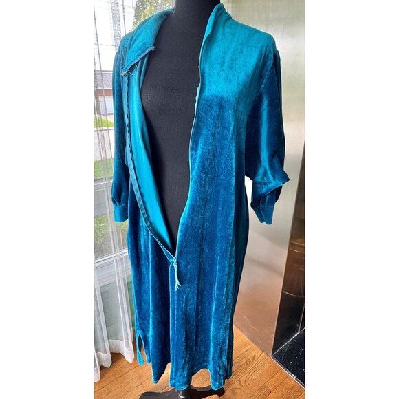 Vintage 80s robe, peacock blue velvet, batwing sleeves, front sipper, Sears - Picture 9 of 10